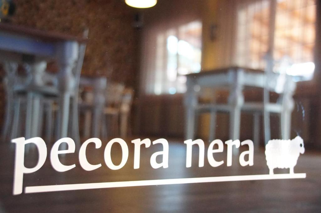 Гостевой дом Country-House Pecora Nera Мошано-Сант'Анджело Экстерьер фото